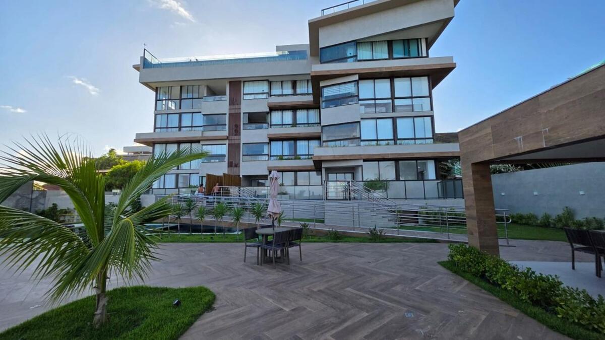 One-Bedroom Apartment Balcony Sea View